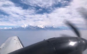 上空から見えるヒマラヤ山脈